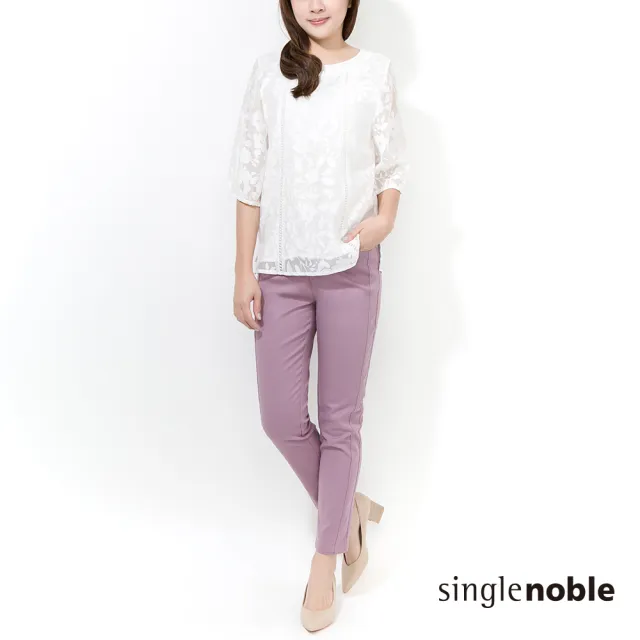 【SingleNoble 獨身貴族】高雅蕾絲剪花設計七分袖造型上衣-有裡布(1色)