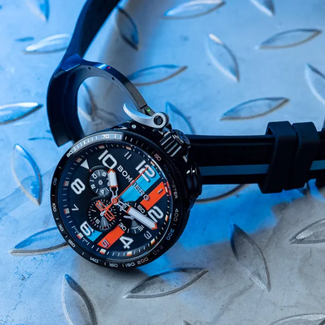 【BOMBERG】BOLT-68 系列 黑色XL復古賽車計時碼錶(石英錶)