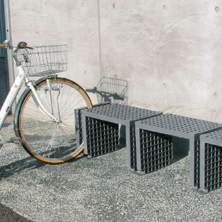 【運動收納哥】日本原裝進口 兩用自行車停車處自行車架自行車存放處單車停車架 可坐戶外凳子家具(單車掛架)