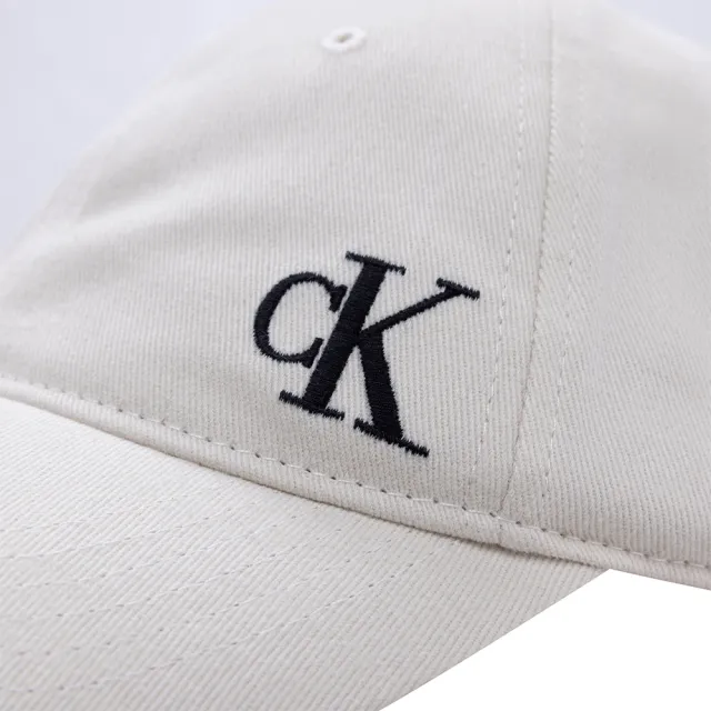 【Calvin Klein 凱文克萊】CK 經典刺繡文字可調式鴨舌帽-杏色(平輸品)