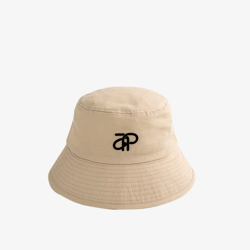 【Arnold Palmer 雨傘】配件-小AP漁夫帽(卡其色)