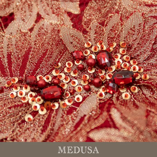 【MEDUSA 曼度莎】現貨-高雅金紅緹花宴會禮服（M-2L）｜洋裝小禮服 媽媽禮服 紅色禮服(301-22906)