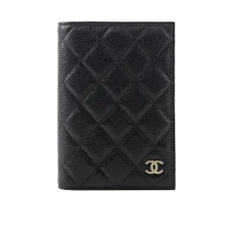 【CHANEL 香奈兒】金色CC Logo 粒紋牛皮護照夾/卡片夾(黑色)