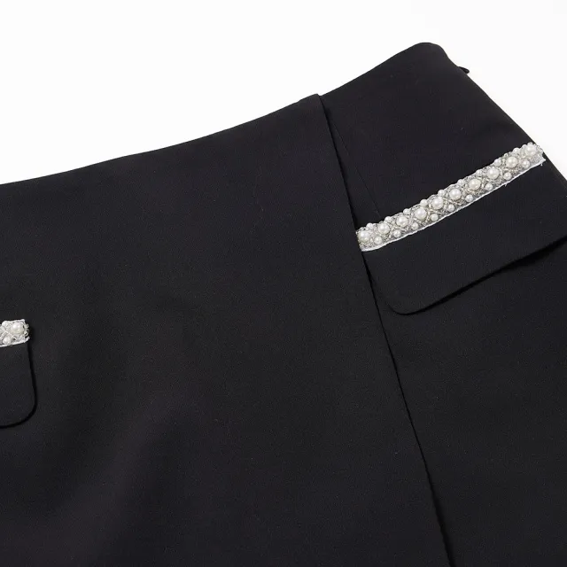 【ILEY 伊蕾】縫珠小蓋袋活片褲裙(黑色；M-XL；1242312427)