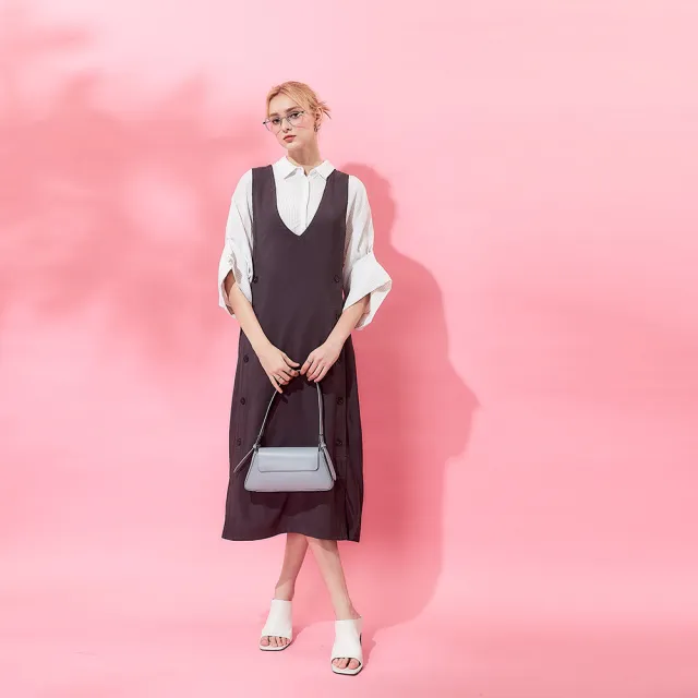 【ICHE 衣哲】Cop.Copine 無印簡約雙排扣設計大V造型長洋-兩色(灰)