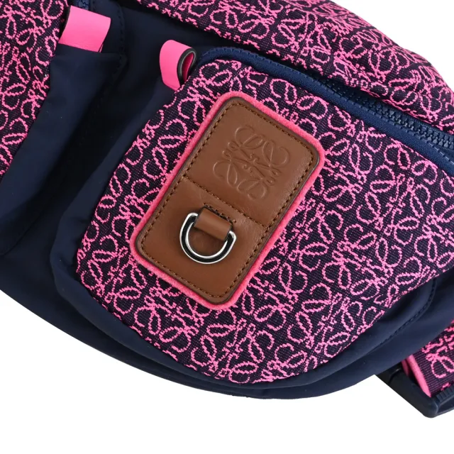 【LOEWE 羅威】經典品牌LOGO印花三用腰包胸口包後背包(桃/深藍 大)