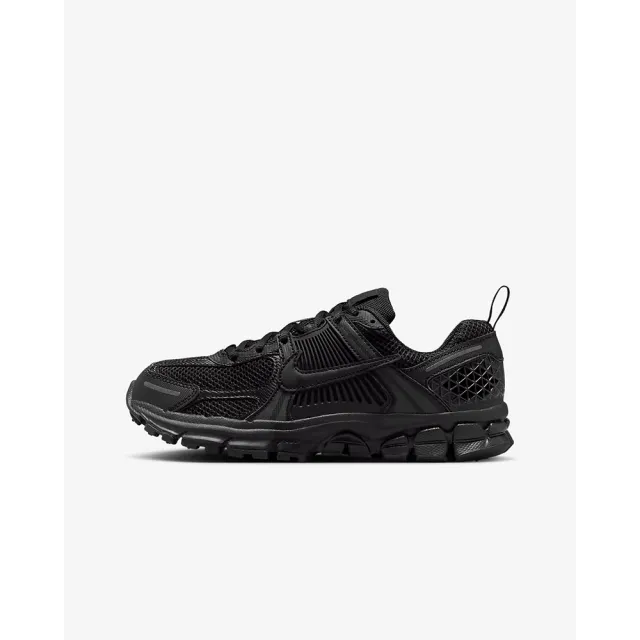 【NIKE 耐吉】運動鞋 慢跑鞋 女鞋 中大童 男鞋 VOMERO 5 GS Triple Black 黑色 復古 Y2K 反光(HF6998001)