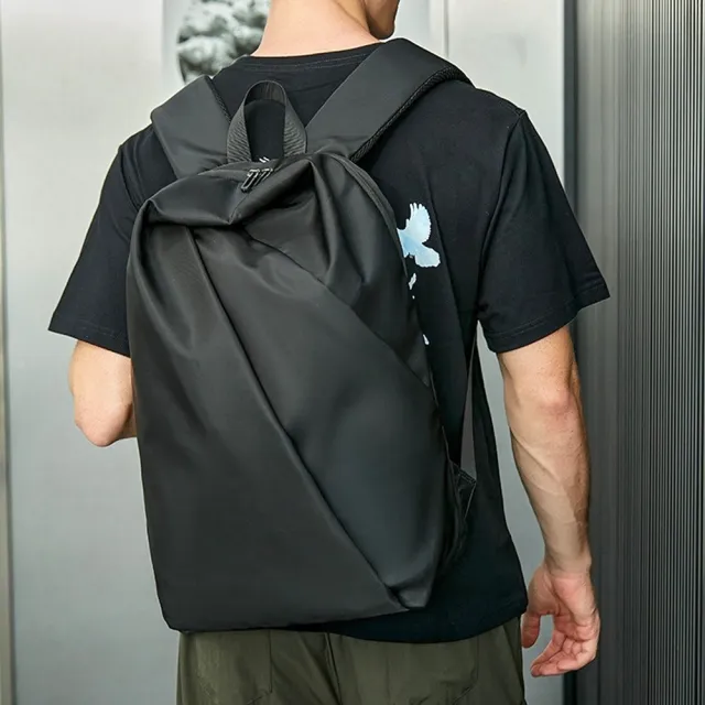 【LEEHER】A4後背包/男生後背包/大容量後背包/尼龍後背包/旅行背包/輕便後背包/黑色包包/