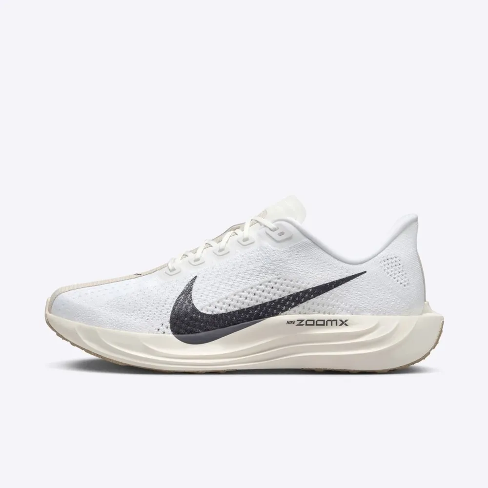 NIKE 耐吉】Pegasus Plus 男慢跑鞋運動路跑小飛馬緩震透氣白黑(FQ7262-100) - momo購物網- 好評推薦-2024年10月