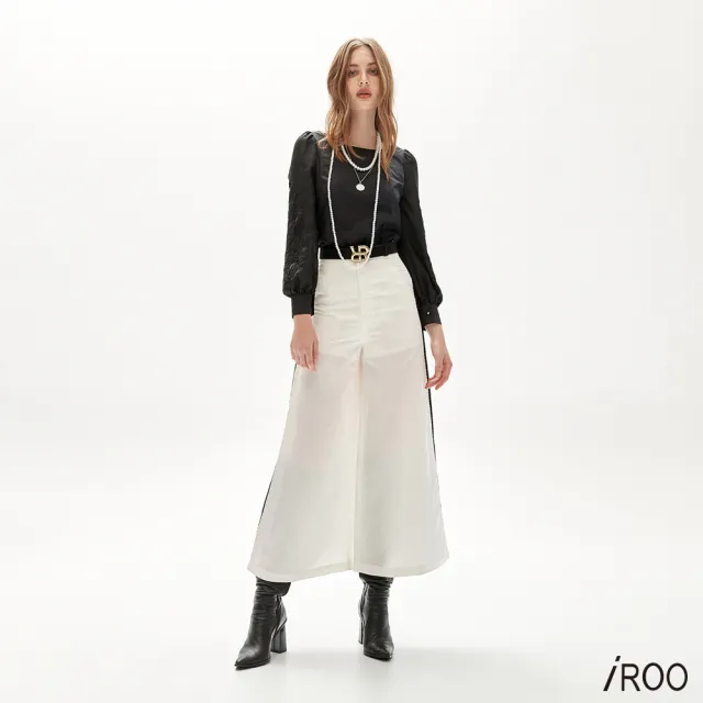 【iROO】白色宮廷風寬腿長褲