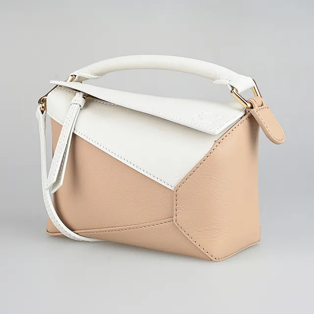 【LOEWE 羅威】LOEWE Puzzle經典壓印LOGO拼圖撞色小牛皮手提肩背斜背包『entrupy安心購』