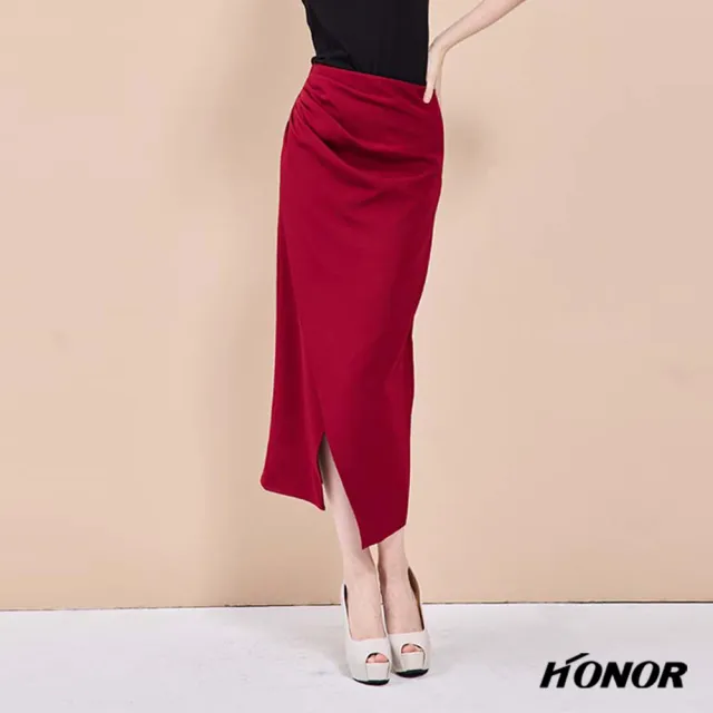 【HONOR 山形屋】出清品 顯瘦緞面側開岔裙-紅/黑(限定出清)