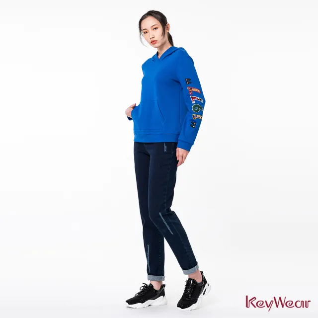 【KeyWear 奇威名品】刺繡印花設計連帽上衣(共2色)