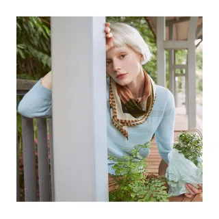 【Diffa】時尚鏤空織紋設計針織衫-女