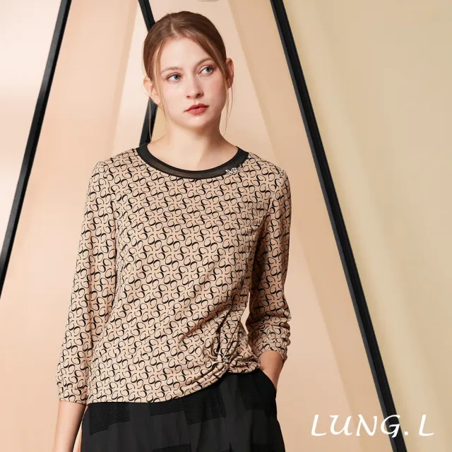 【LUNG.L 林佳樺】LR13A卡其色滿版印花下擺扭結七分袖女裝上衣(秋冬新品)