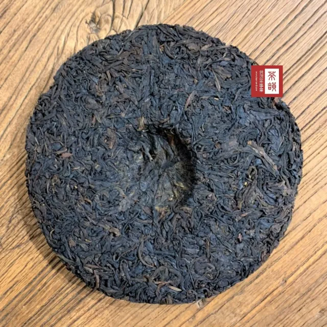 【茶韻】普洱茶2006年孟海御品紫條茶青餅357g/餅x2超值禮盒(生茶/附茶樣10g.收藏盒.夾鏈袋x1.可提袋)