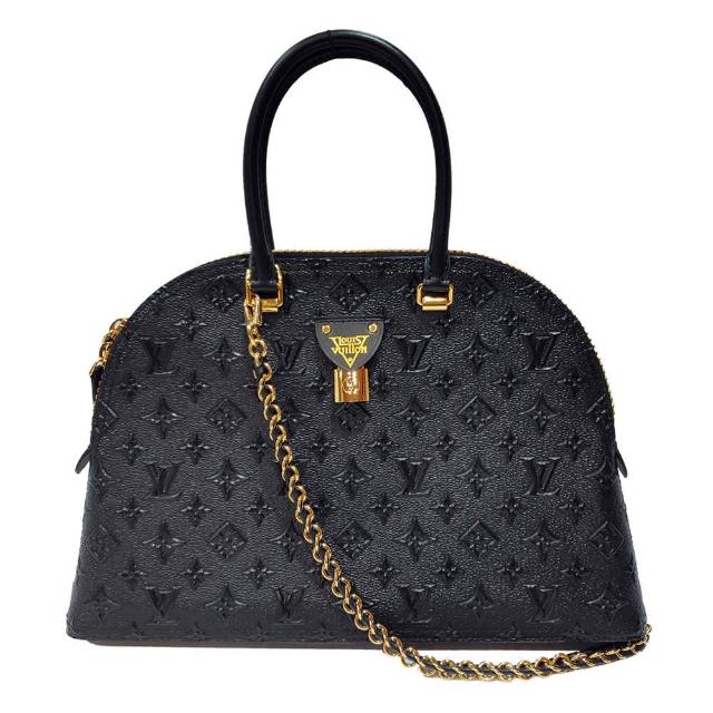 這款 LV M44962 經典 MOON ALMA 牛皮壓紋單肩/手提包，以經典的 MOON ALMA 系列為設計靈感，採用高品質牛皮壓紋材質，展現路易威登標誌性的奢華與時尚。包款兼具實用性與美觀，適合日常出勤、商務場合或休閒時使用，並配有可拆卸肩帶，靈活搭配不同風格。內裡空間設計精緻，可輕鬆收納隨身物品，是時尚愛好者必備的經典配件。