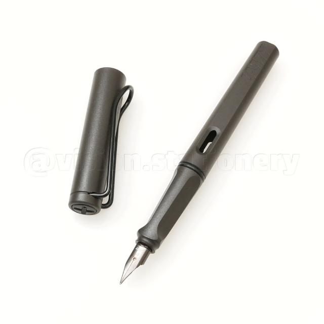 【LAMY】《SAFARI 狩獵者系列鋼筆》霧黑