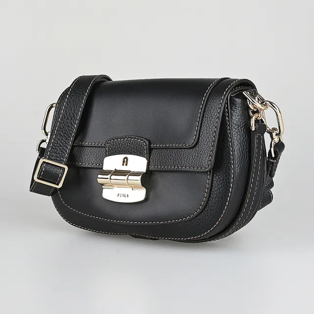 【FURLA 芙拉】FURLA Club 2金屬LOGO荔枝紋拼滑面牛皮吸釦式斜背包(黑)
