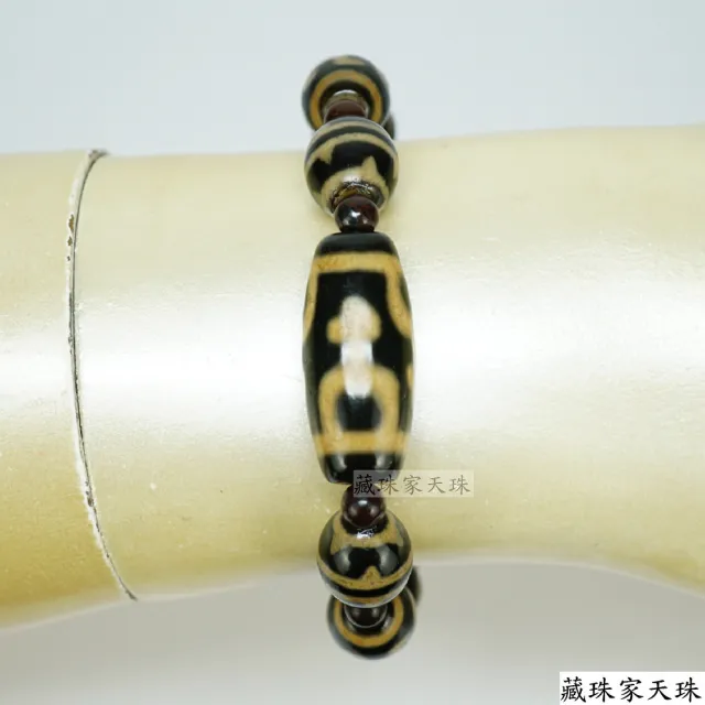 御幸天珠 J04598 虎牙三眼天珠 33x12mm 馬蹄痕たっぷり 濃い朱砂