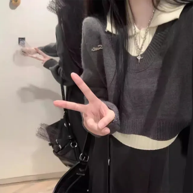 【D.studio】韓版復古顯瘦疊穿兩件式針織上衣+背心(毛衣長袖上衣女裝衣服發熱衣保暖上衣冬裝內刷毛 W524)