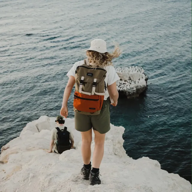 【Zorali】Escapade Backpack 30L 背包(休閒 旅遊 通勤 戶外 登山 背包)