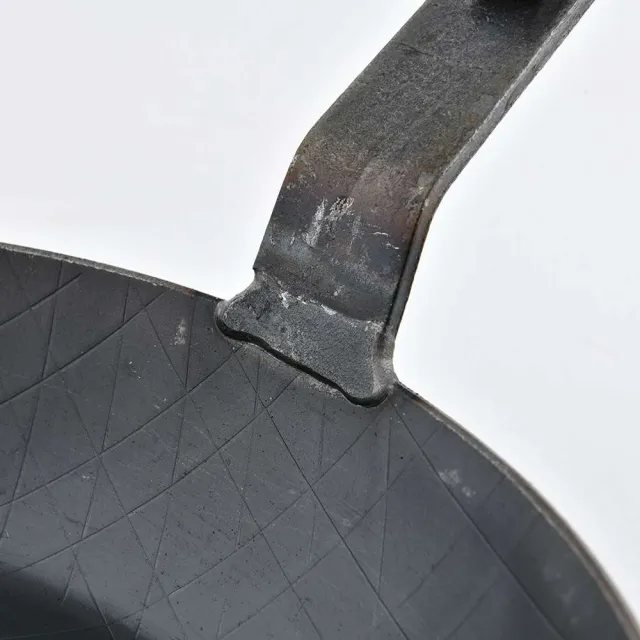 【TURK】土克鍋 熱鍛短柄格紋深鐵鍋 28cm 65330 德國製 平底鍋 {電磁爐 IH爐可用}