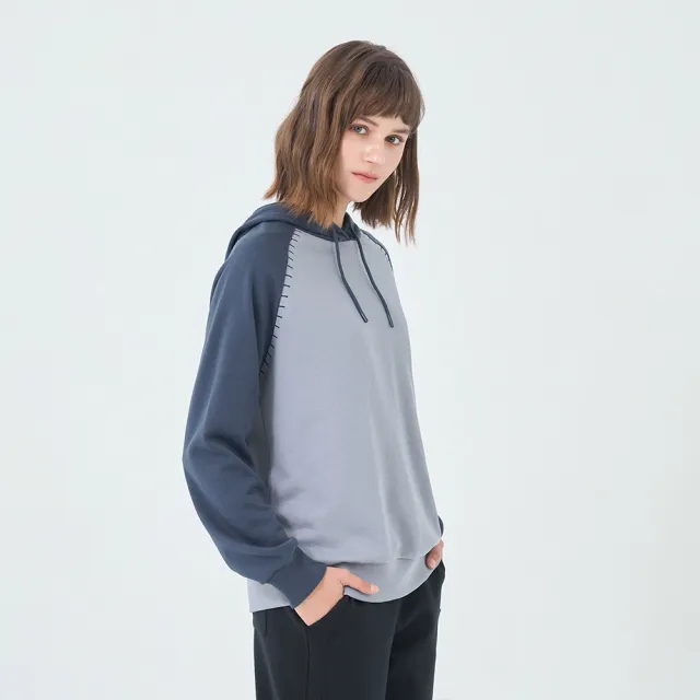 【GIORDANO 佐丹奴】女裝拼接袖連帽上衣(68 信風藍X深夜藍)