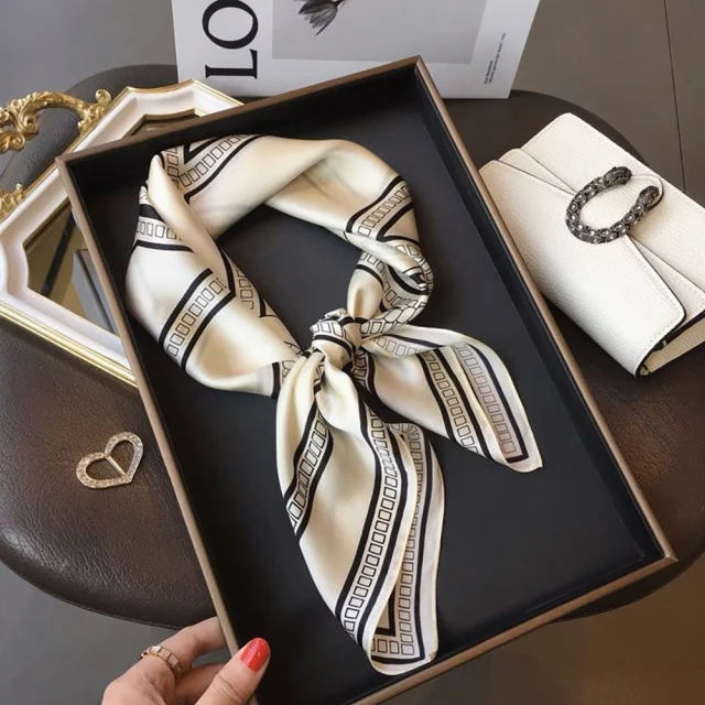 JC Collection 高雅氣質復古純蠶絲四季百搭玉蘭花