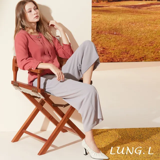 【LUNG.L 林佳樺】LR30A珊瑚紅造型前領巾長袖女裝上衣(秋冬新品 加大尺碼)