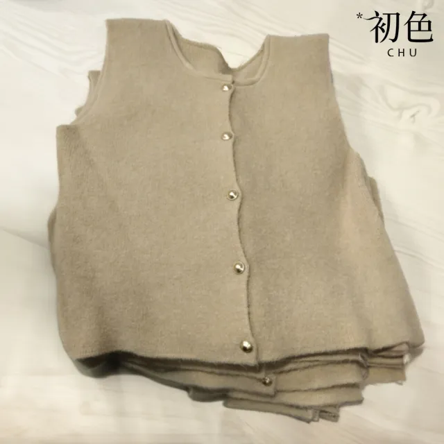 【初色】純色簡約針織圓領單排釦無袖坎肩馬甲寬鬆針織背心女背心-共8色-39139(F可選)
