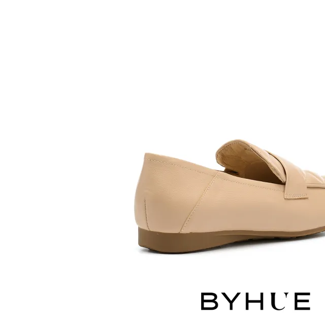 【BYHUE】舒適好感菱格牛皮軟芯微Q底樂福低跟鞋(杏)