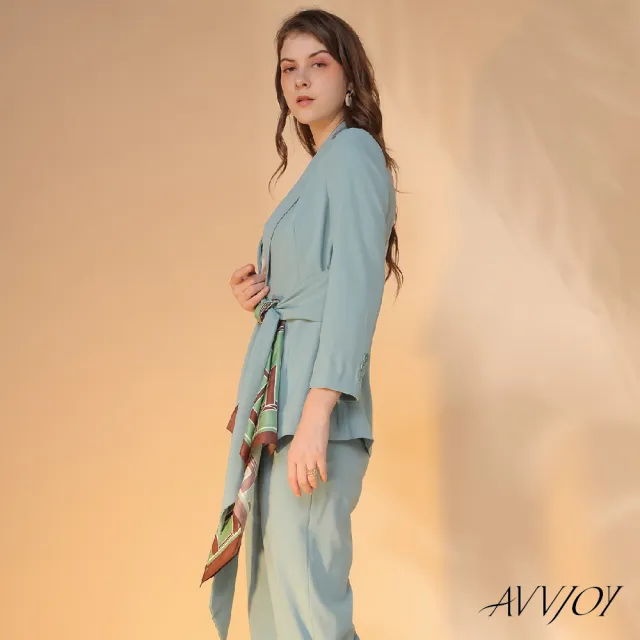 【AVVJOY 艾薇卓爾】設計感綁帶西裝套裝(套裝 外套 小西裝 西裝褲 西裝外套 百搭外套 保暖外套 AVV2244TZ)