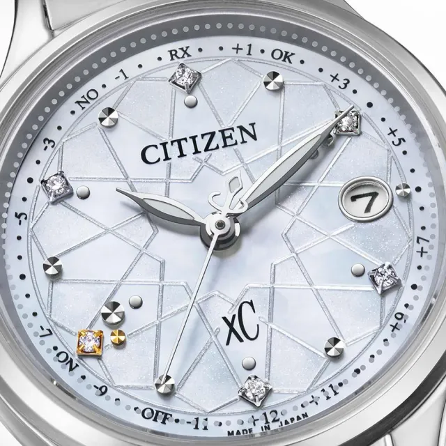 【CITIZEN 星辰】xC系列 電波對時 鈦金屬 光動能時尚腕錶 母親節 禮物 推薦(ES9490-87D)