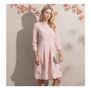 【IRIS 艾莉詩】柔雅貝殼邊繡花洋裝-2色(46653)