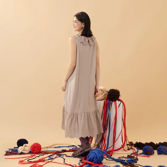 【MOSS CLUB】翻領蕾絲拼接無袖洋裝(黑 白 卡/魅力商品)
