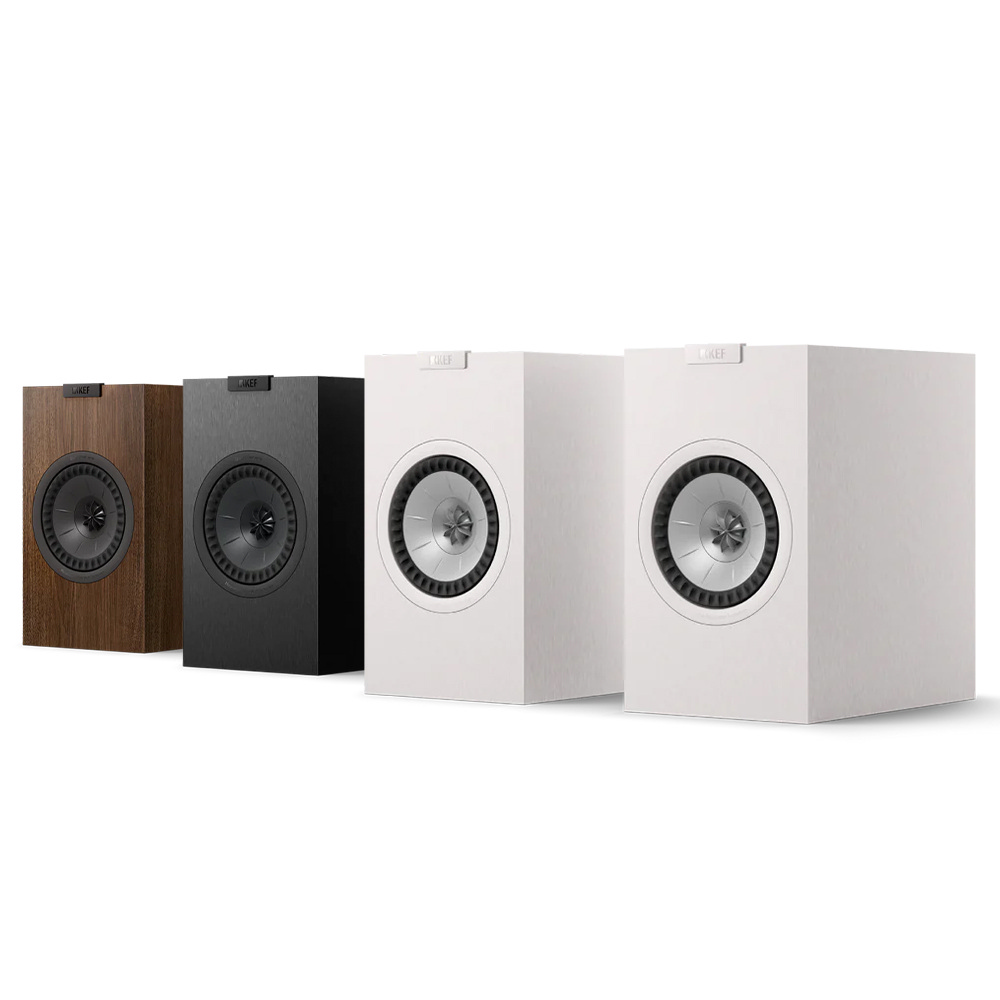 KEF英國 Q1 KEF 英國 Q1 系列書架式揚聲器,採用先進聲學技術,提供純淨高解析音質,適閤家居 Hi-Fi 系統。支援多種音源輸入,精準立體聲表現,耐用設計搭配 2 年保固,完美提升您的音樂體驗。