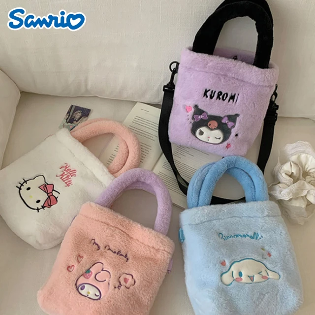 SANRIO 三麗鷗 酷洛米大耳狗毛絨小水桶包手提斜背包(美樂蒂/凱蒂貓)