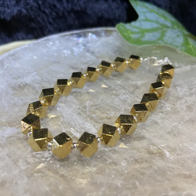 【Cozy 世界水晶原礦與茶】天鐵八角 6.5mm 12-5(散發強大的能量保護)