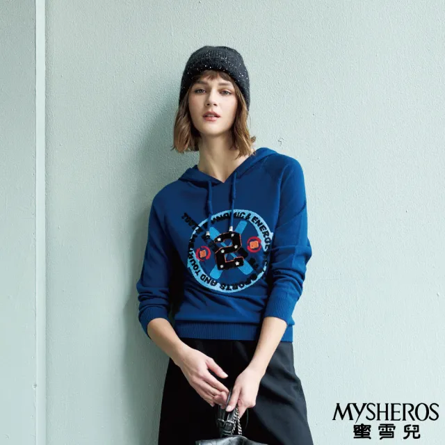 【MYSHEROS 蜜雪兒】羊毛混紡針織上衣 抽繩連帽 潮流字母造型(藍)