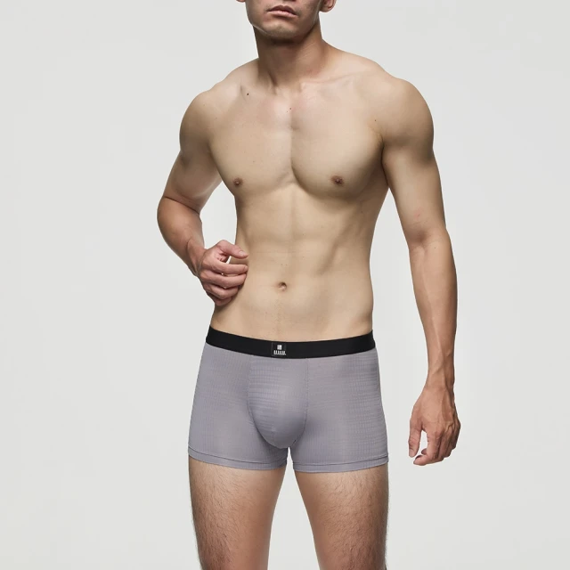 Mr. DADADOMr. DADADO 黑標系列 M-3L貼身中腰四角男內褲 親膚尼龍-GK6258FU(英倫灰)