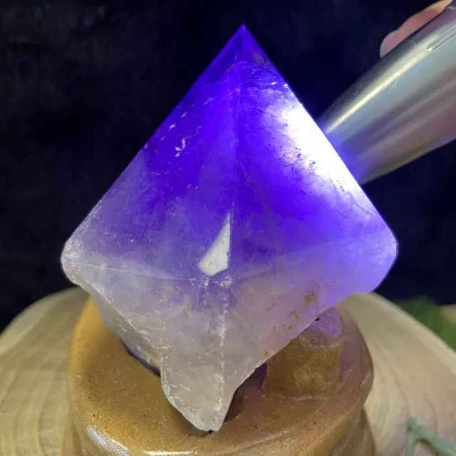 【Cocozy世界水晶原礦】剛果紫晶大牙拋光擺件 02-1(緩和情緒 平衡能量)