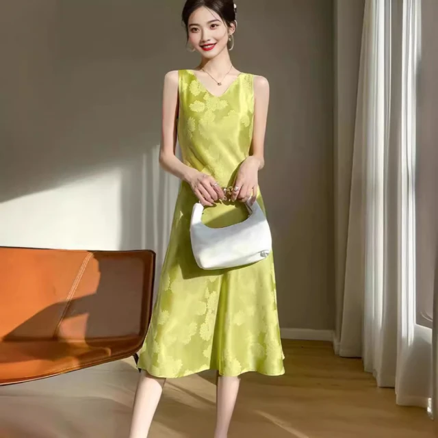 Very Buy 非常勸敗Very Buy 非常勸敗 預購/夏季醋酸緞面提花洋裝女中長款國風新中式寬肩帶吊帶洋裝