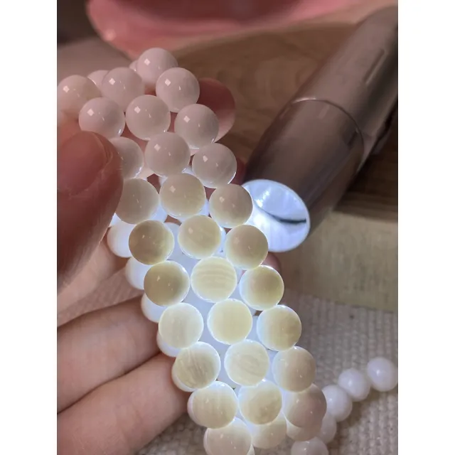 【Cozy 世界水晶原礦與茶】高級白瓷玉化硨磲 8mm 44-1(強大磁場能量 消磁淨化)