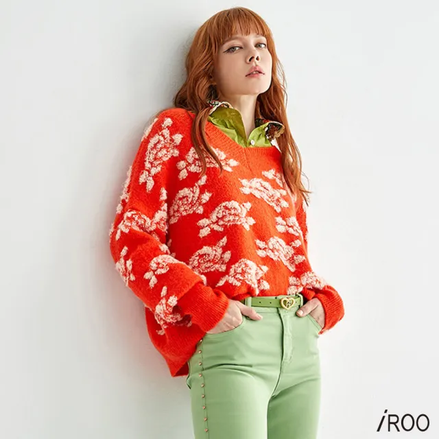 【iROO】雲朵波浪緹花針織上衣
