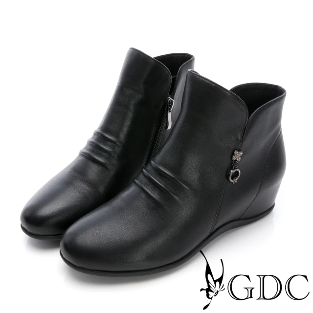GDC -側V開口小吊飾前抓縐踝靴-牛皮黑(428048-00)