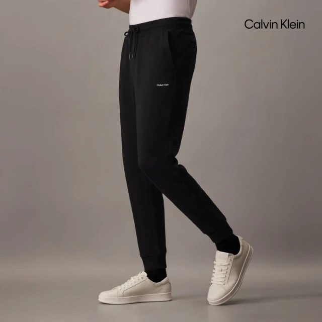 Calvin Klein 官方旗艦館 CK 經典標誌運動褲_黑色