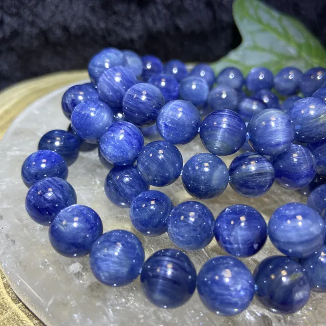 【Cozy 世界水晶原礦與茶】貓眼藍晶石 10mm+ 07-9(對應喉輪與眉心輪 有清淨心靈的作用)