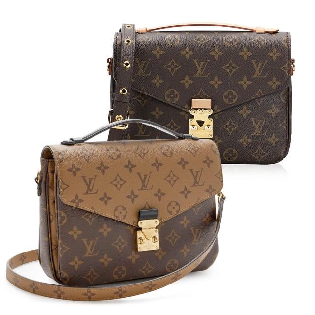 LV LOUIS VUITTON 路易威登 M44875 METIS 系列經典 Monogram 郵差包，採用咖啡色系帆布與牛皮拼接設計，為女性打造時尚實用的兩用包款。配有可拆式背帶與原廠防塵袋，適合手提或斜背使用，輕便耐用，是日常出街與通勤的理想選擇。