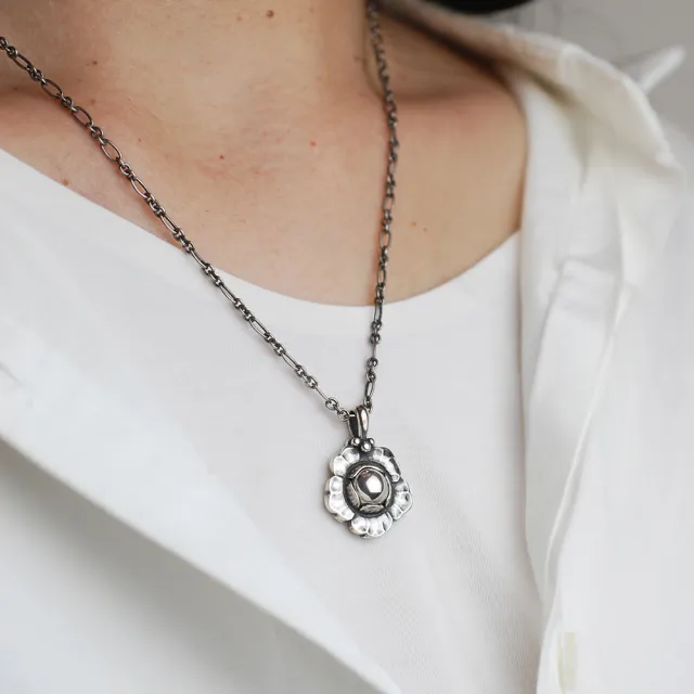 Georg Jensen 喬治傑生】2002年度純銀項鍊- momo購物網- 好評